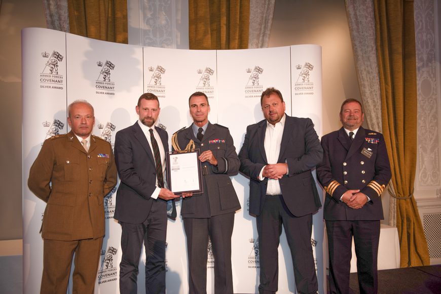 G&T's John Meredith and Rob Knight receiving the ERS Silver Award G&T's John Meredith and Rob Knight receiving the ERS Silver Award