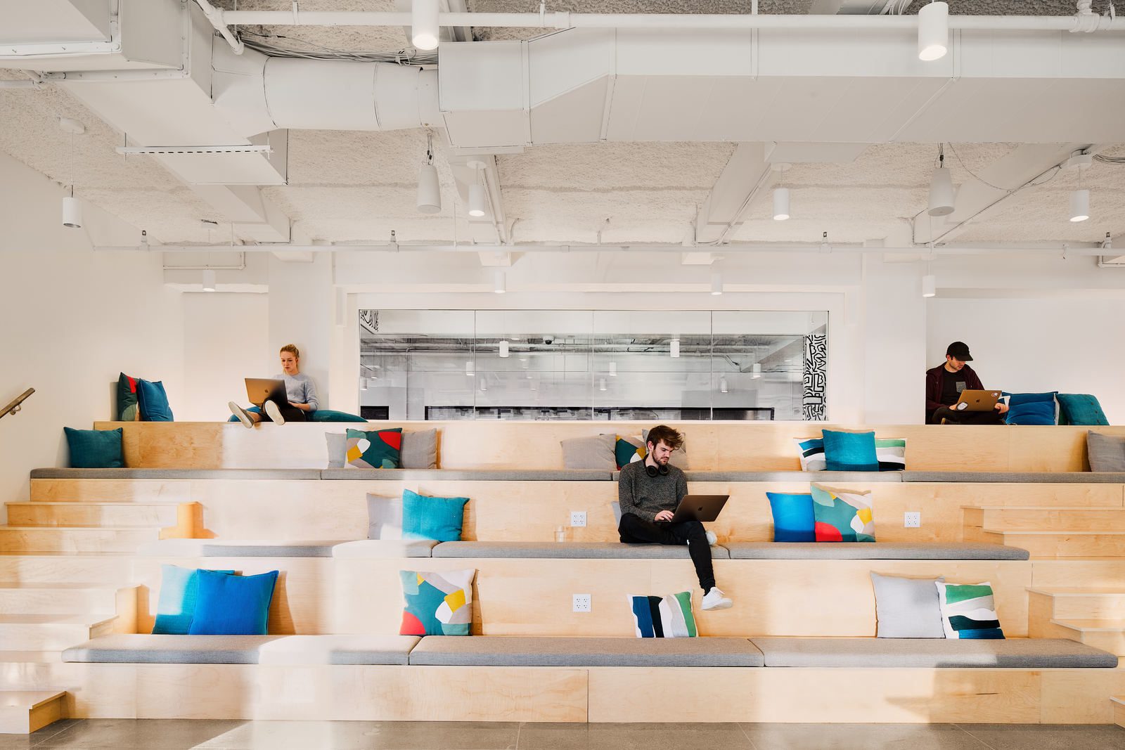 © 2019 Aaron Thompson