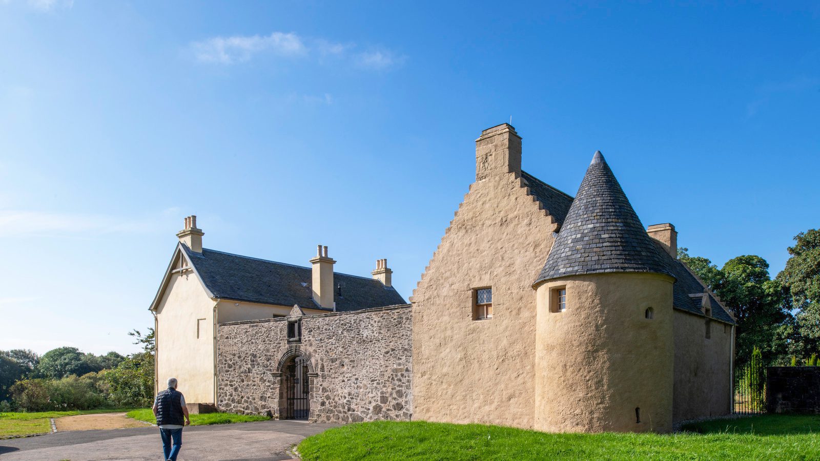 Provan Halla Riel View Provan Hall | Gardiner & Theobald